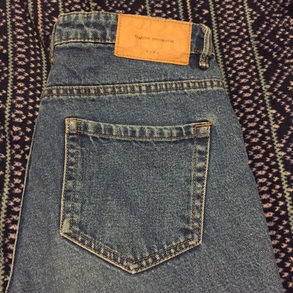 Worn - ZARA jeans - Picture 1 of 5